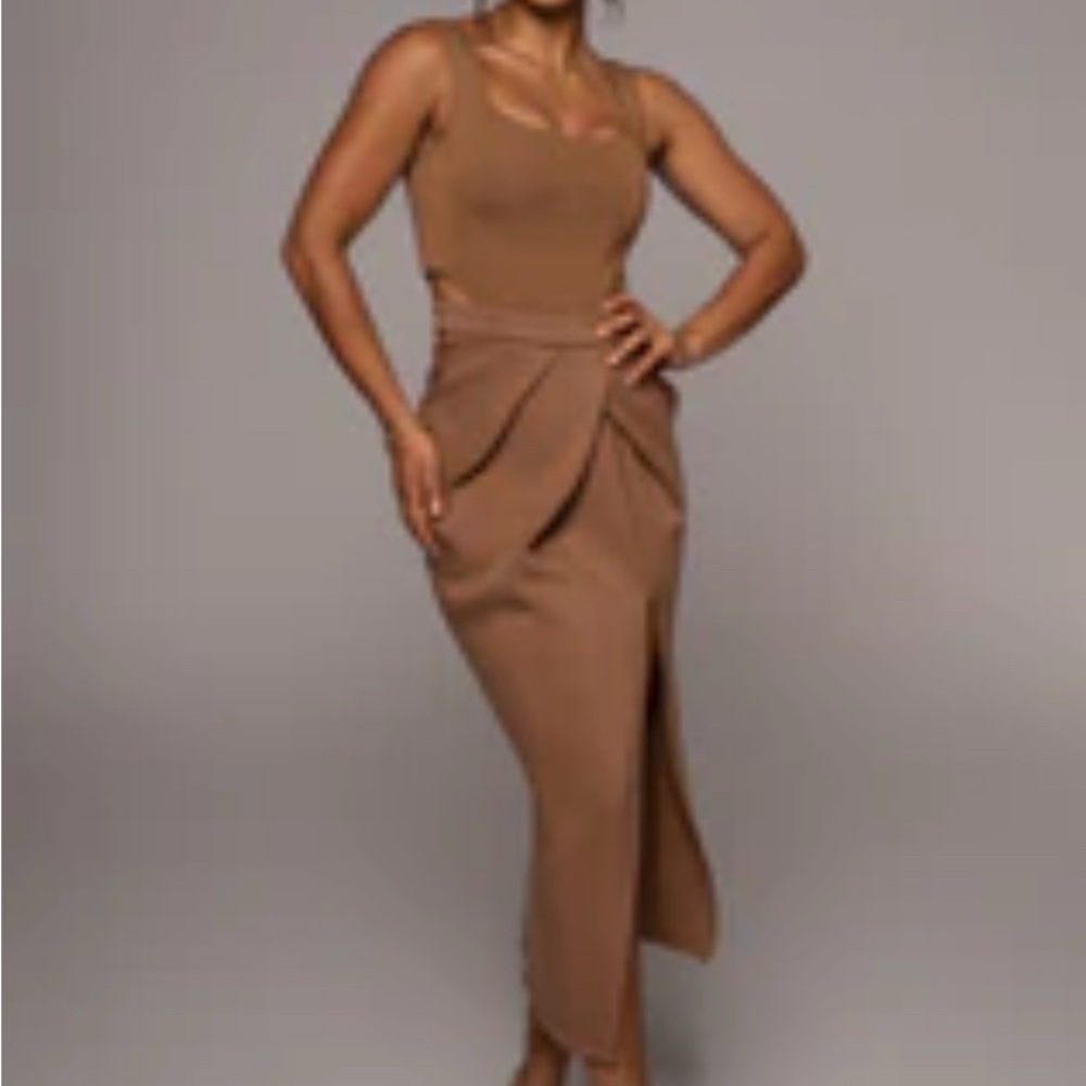 Latte Roxanne Slit Skirt